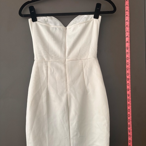 Tobi Scalloped Strapless Dress - Picture 5 of 6